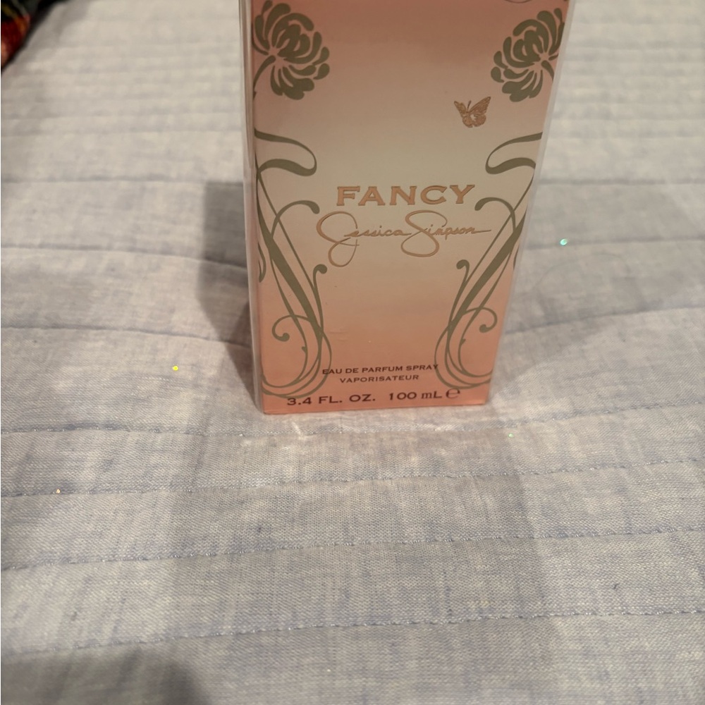 Jessica Simpson Fancy Eau de Parfum - Pink and Gold